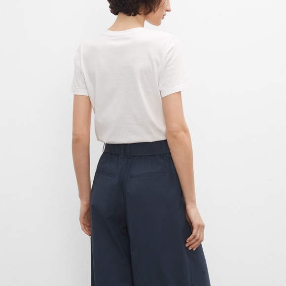 Signature Leary Tee - New With Tags - NEVER WORN - White - Picture 2 of 5